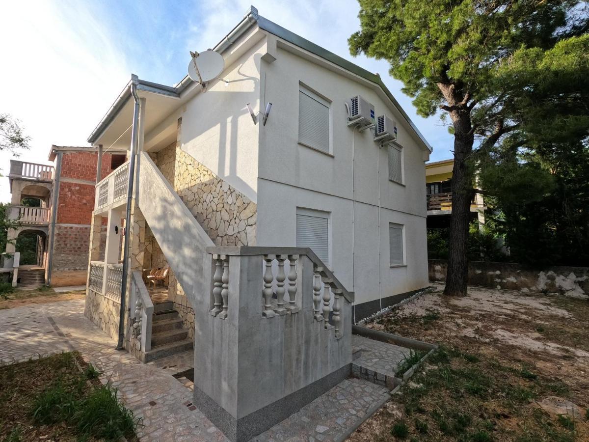 Apartments Lana - 30 M From The Sea セリネ エクステリア 写真