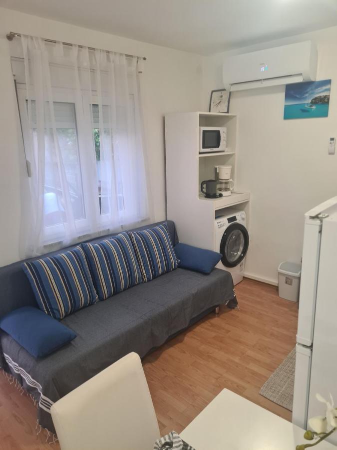 Apartments Lana - 30 M From The Sea セリネ エクステリア 写真